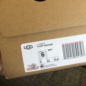 UGG fluff yeah slides